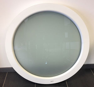 rundesfenster_weiss_300_2.jpg
